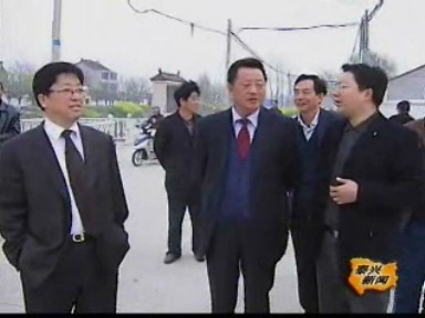 翟浩輝來(lái)泰視察河道疏浚整治工程