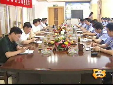 市政協(xié)調(diào)研公安局工作