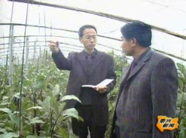 袁玉明:情系三農 服務新農村建設