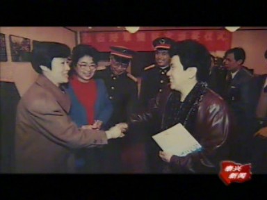 系列報道《我向軍嫂敬個禮》之三:兵媽媽