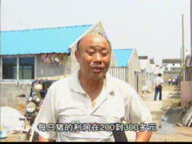 何世權(quán):規(guī)模養(yǎng)殖效益高 村組幫忙發(fā)展快