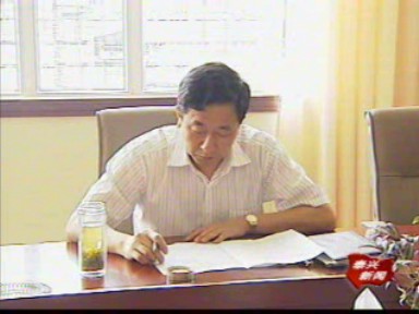 田之本督查建設局主題教育活動